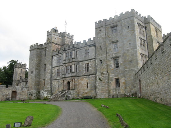 chillingham castle northumberland